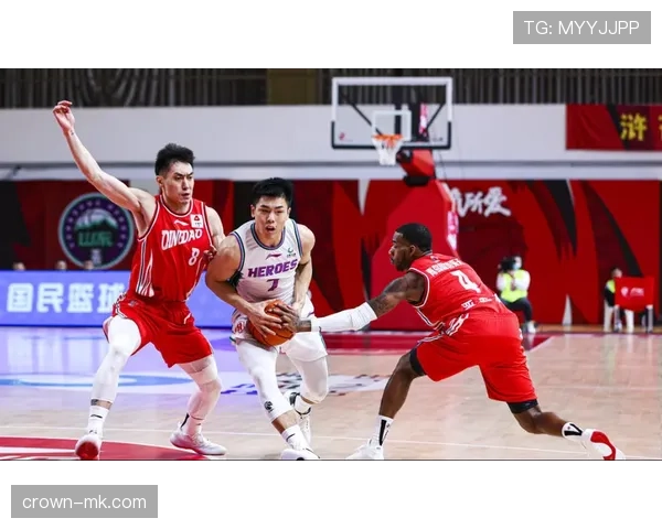 雷吉纳逆转取胜彰显韧性，状态回升引关注