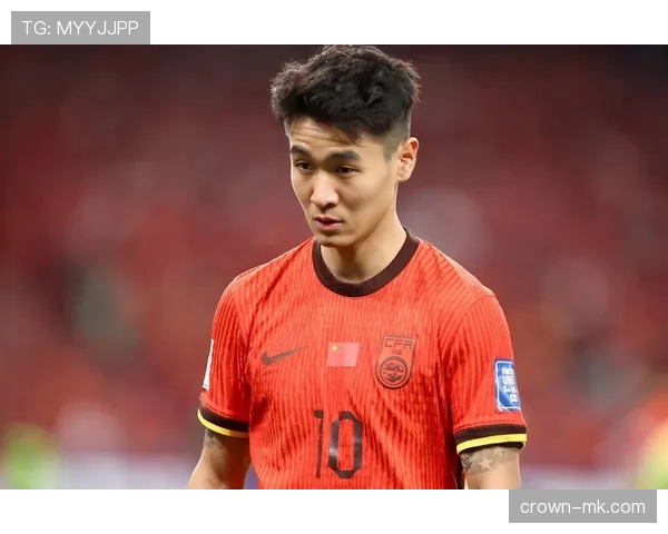 韦世豪边路闪耀，强势表现助国足奋勇前行